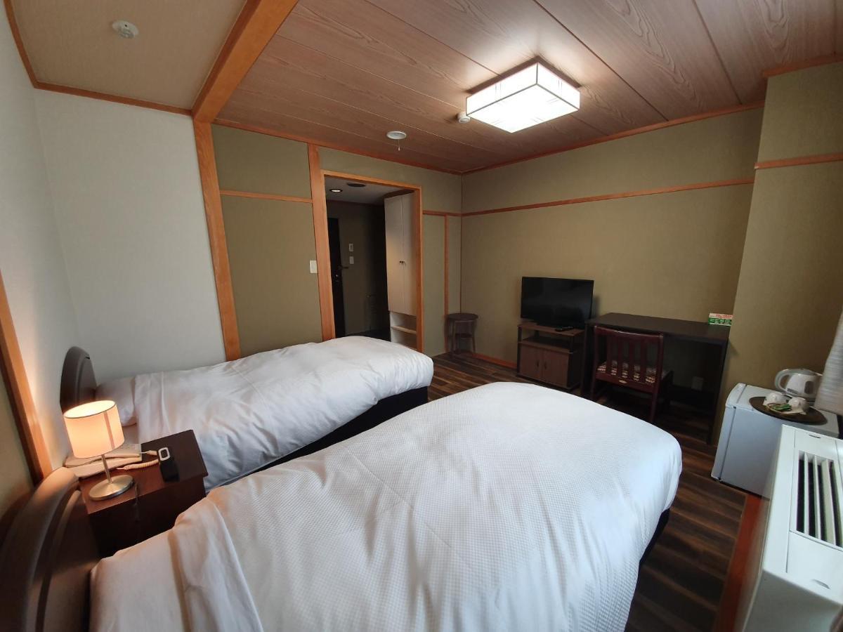 Kokoro Hotel Hakuba Buitenkant foto