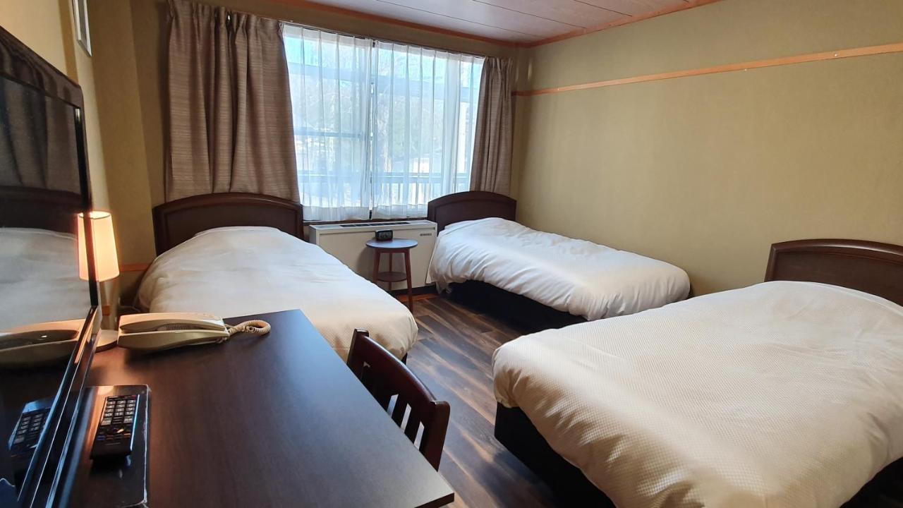 Kokoro Hotel Hakuba Buitenkant foto